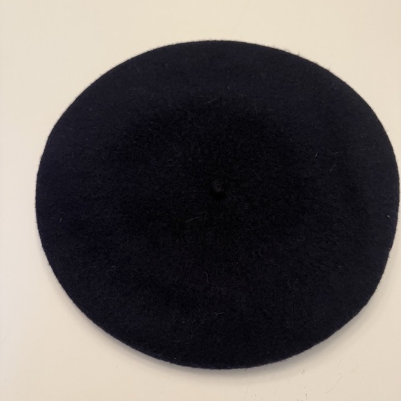 2 Vintage Beret Basque 100% Wool RN 58584 De Luxe Navy Blue Black Czechoslovakia main image 4